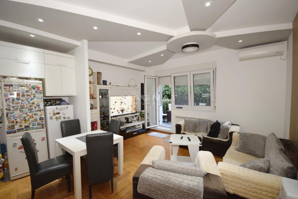 Slika 1 - Stojana Stoleta Aranđelovića, Troiposoban stan na prodaju, 88m2, 232.000€