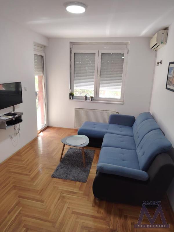 Slika 1 - Jednoiposoban stan za izdavanje, 400€