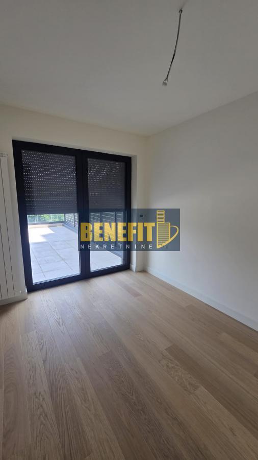 Slika 7 - Trosoban stan za izdavanje, 148m2, 1.600€