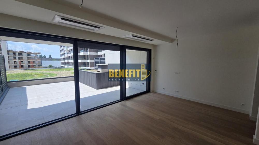 Slika 2 - Trosoban stan za izdavanje, 148m2, 1.600€