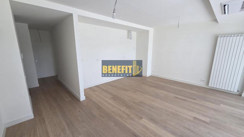Slika 4 - Trosoban stan za izdavanje, 148m2, 1.600€