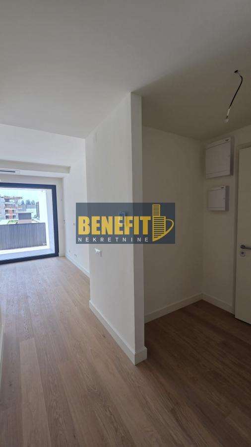 Slika 8 - Trosoban stan za izdavanje, 148m2, 1.600€