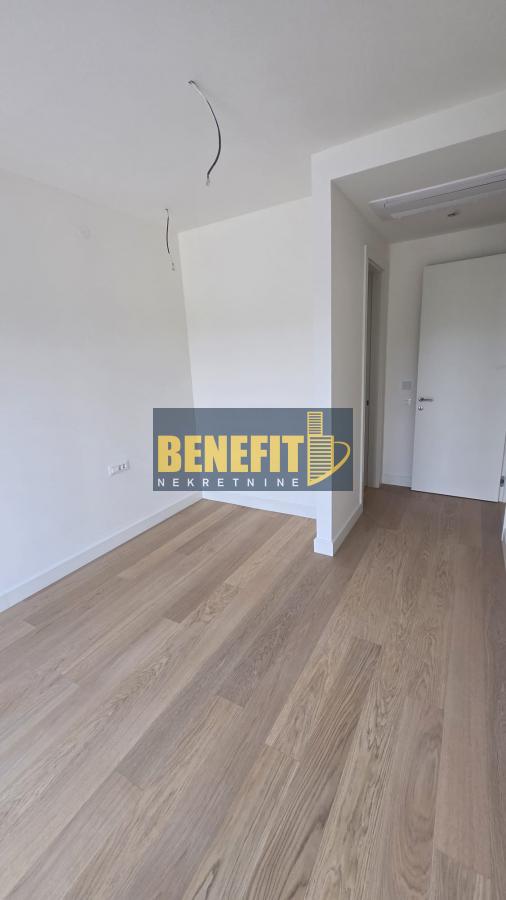 Slika 10 - Trosoban stan za izdavanje, 148m2, 1.600€