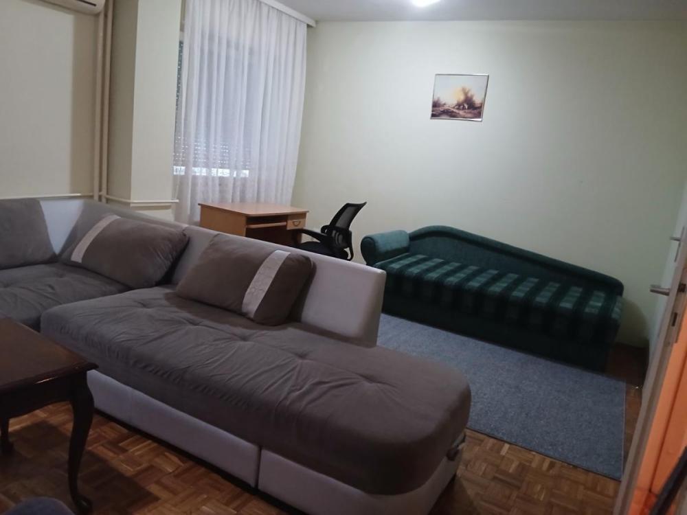 Slika 1 - Dvosoban stan za izdavanje, 60m2, 300€