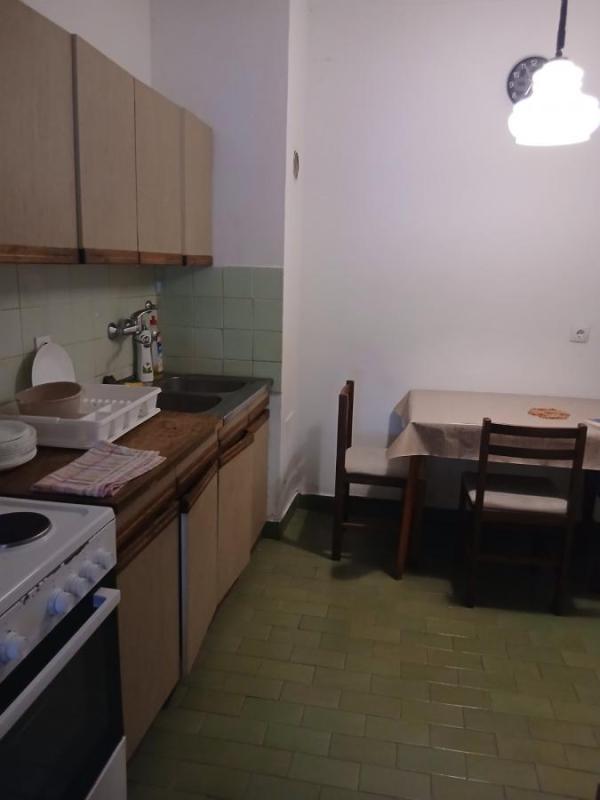 Slika 5 - Dvosoban stan za izdavanje, 60m2, 300€
