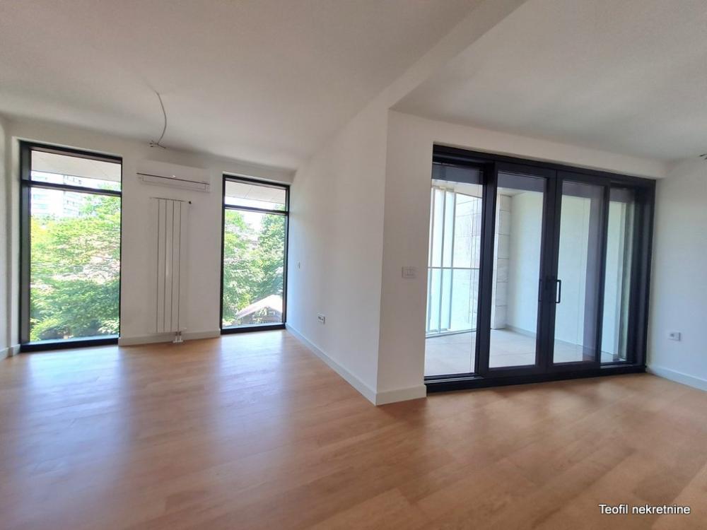 Slika 1 - Batutova,  Lokal za izdavanje, 78m2, 900€