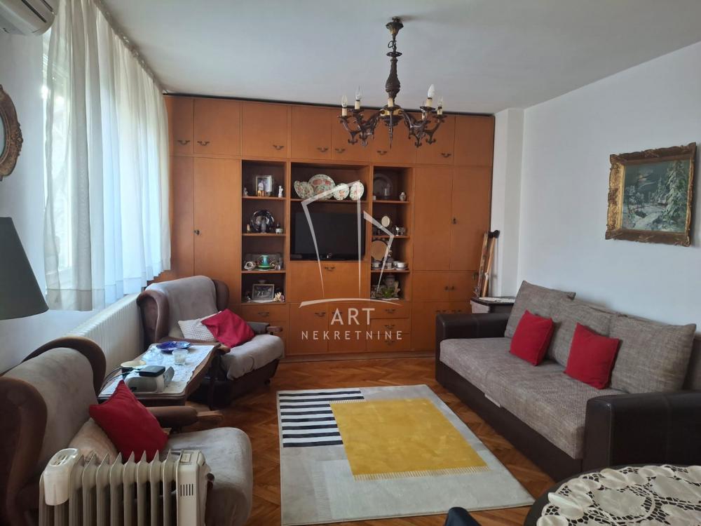 Glavna slika -Ščerbinova, Dvosoban stan za izdavanje, 52m2, 550€