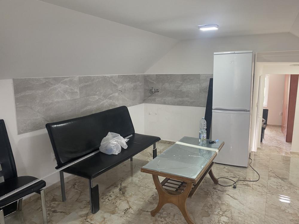 Slika 9 - Trubareva, Kuća za izdavanje, 120m2, 800€