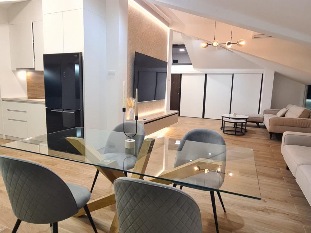 Slika 11 - Velisava Vulovića, Trosoban stan za izdavanje, 360m2, 2.500€