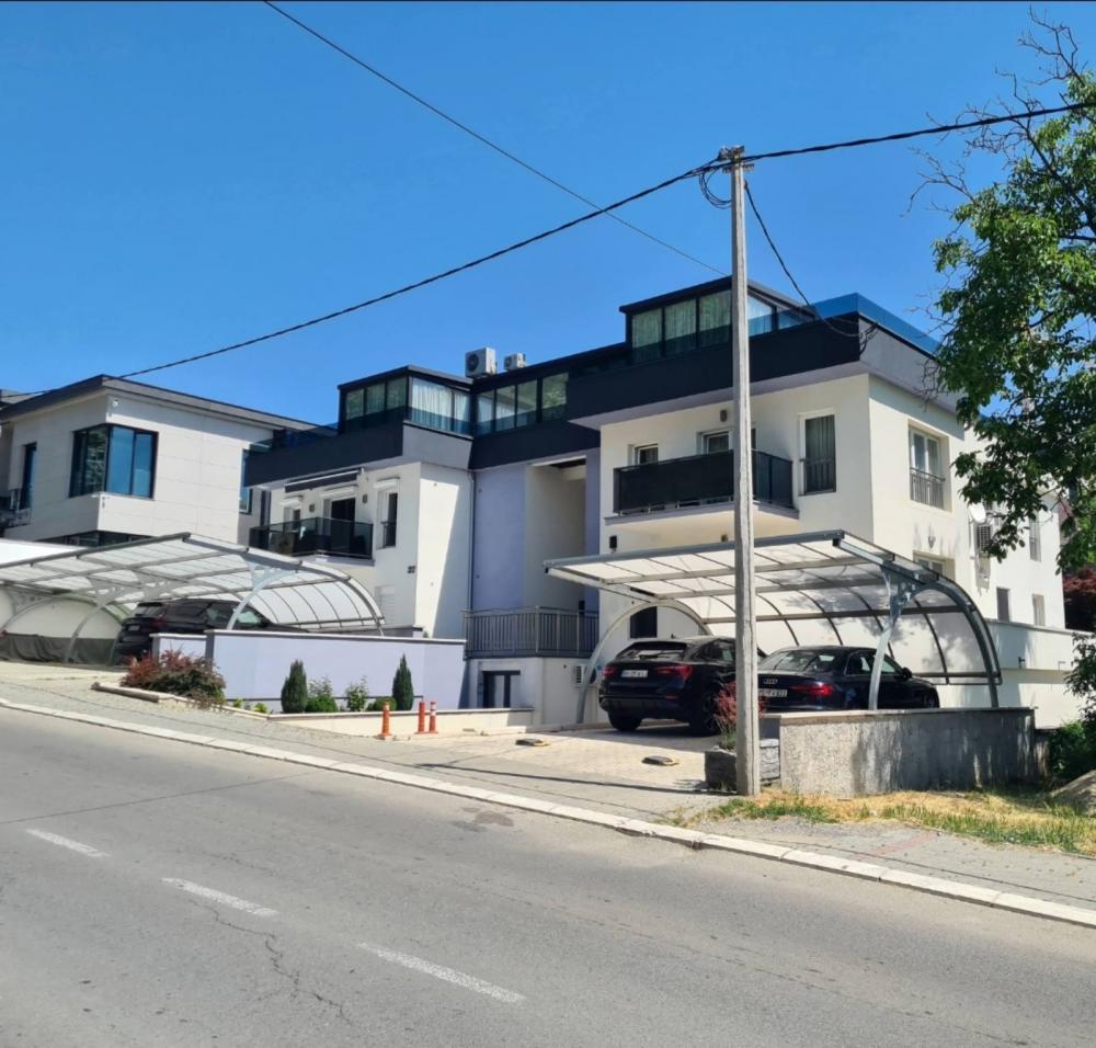 Glavna slika -Velisava Vulovića, Trosoban stan za izdavanje, 360m2, 2.500€