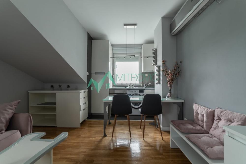 Slika 1 - Dvosoban stan na prodaju, 49m2, 185.400€