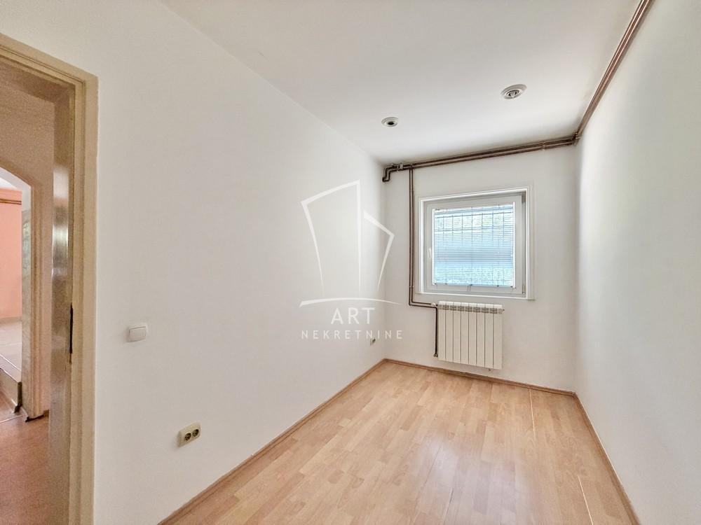 Slika 9 - Radeta Markovića, Trosoban stan na prodaju, 89m2, 195.000€