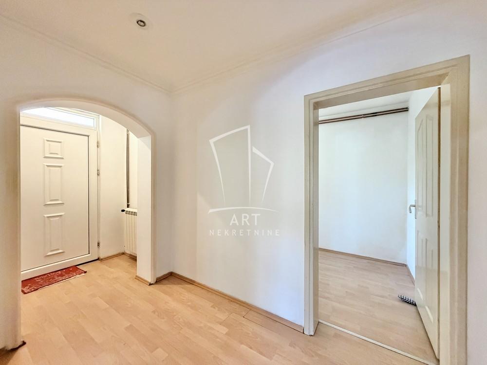 Slika 11 - Radeta Markovića, Trosoban stan na prodaju, 89m2, 195.000€