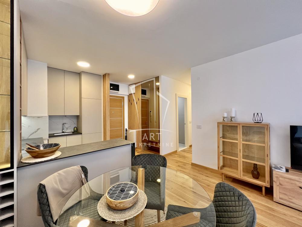 Slika 2 - Vojvode Stepe, Trosoban stan za izdavanje, 70m2, 1.000€