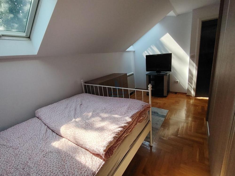 Slika 4 - Cara Dušana, Dvosoban stan za izdavanje, 49m2, 450€