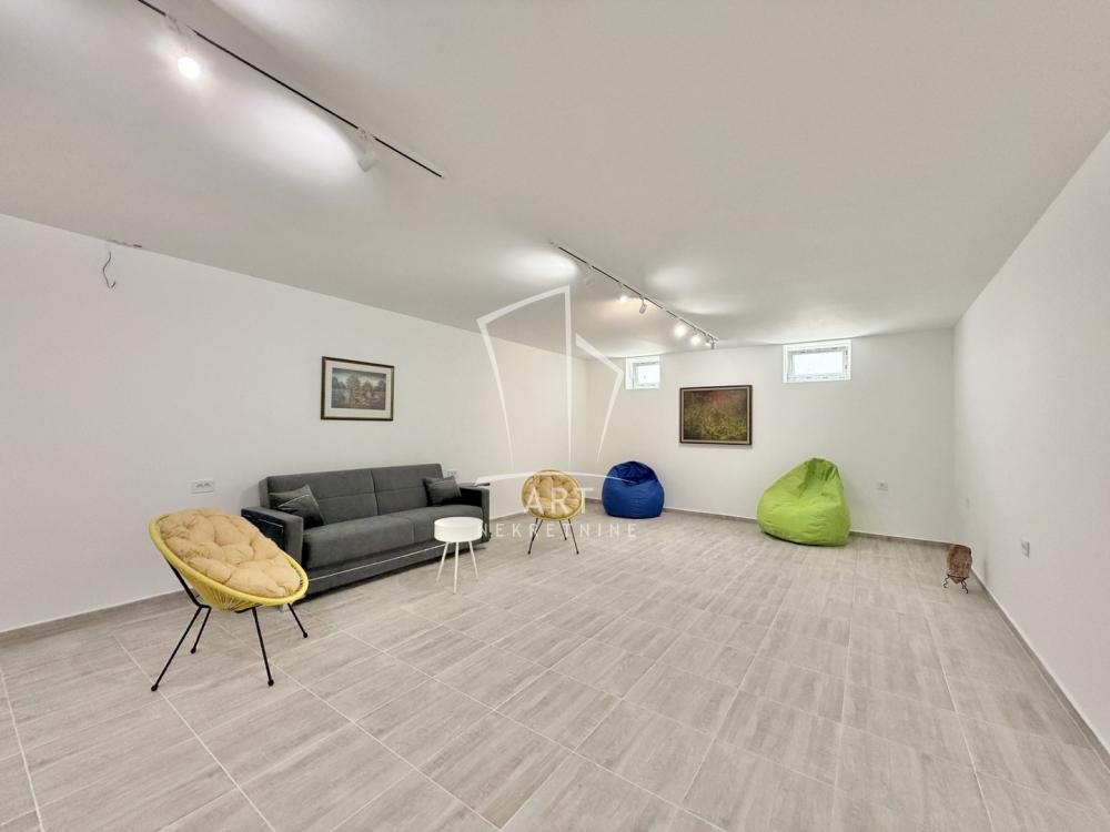 Slika 6 - Bastavska,  Kuća na prodaju, 203m2, 415.000€