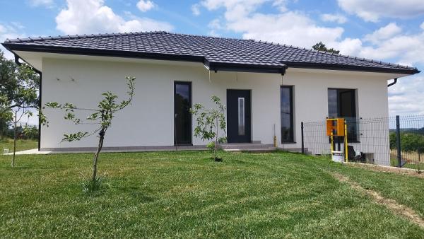 Slika 3 - Popovic,  Kuća na prodaju, 160m2, 288.000€