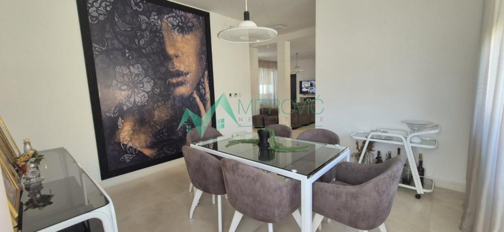 Slika 8 -  Kuća na prodaju, 172m2, 432.600€