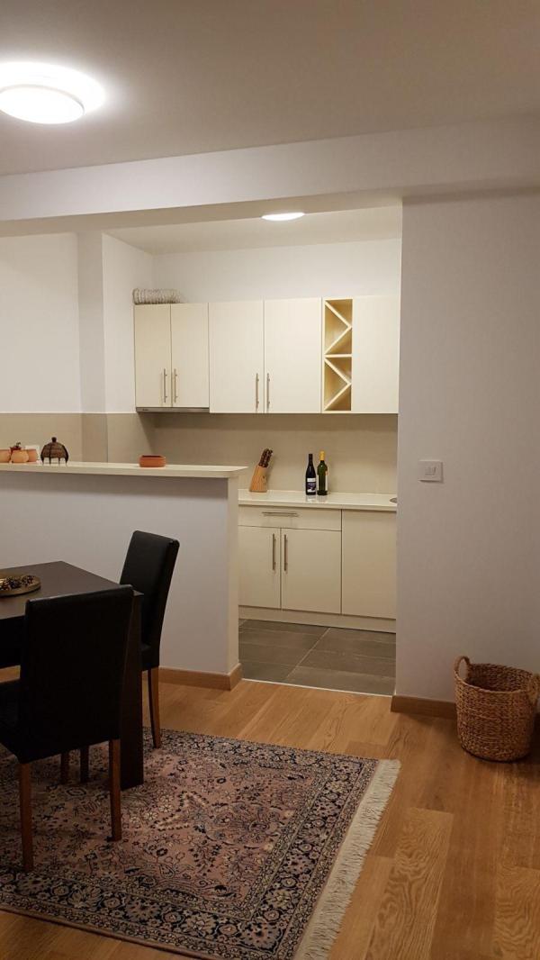Slika 1 - Šumadijska, Trosoban stan za izdavanje, 65m2, 750€