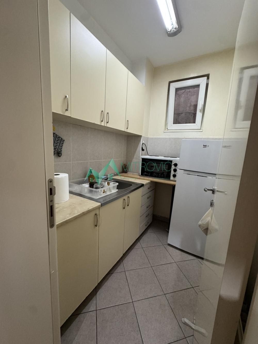 Slika 2 - Dvosoban stan za izdavanje, 33m2, 300€