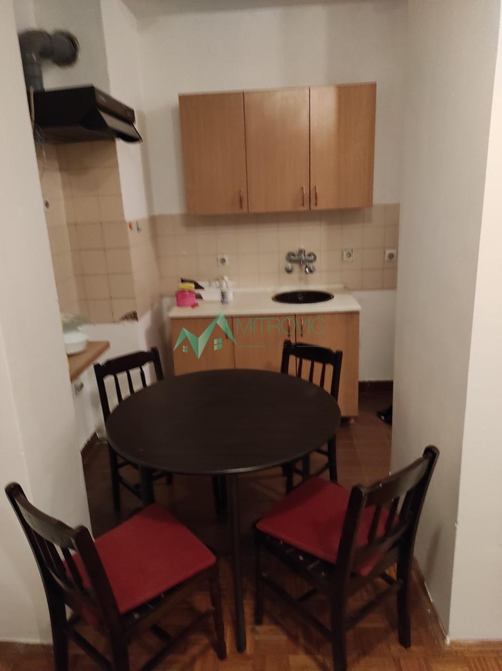 Slika 3 - Dvosoban stan za izdavanje, 33m2, 300€