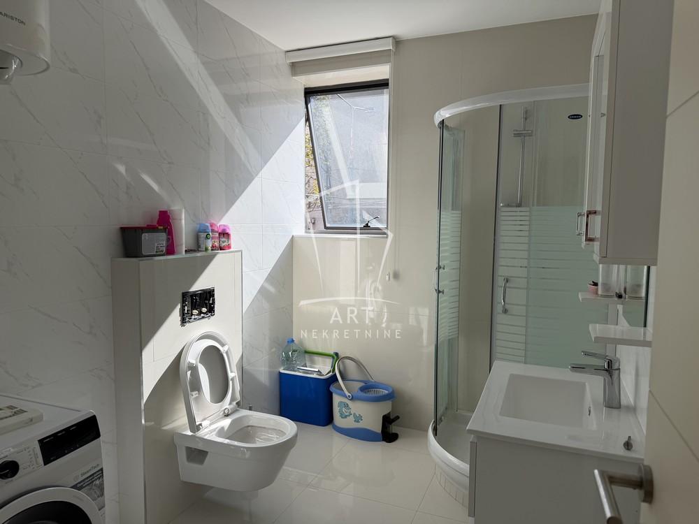 Slika 8 - Dimitrija Tucovića, Dvoiposoban stan za izdavanje, 86m2, 1.100€