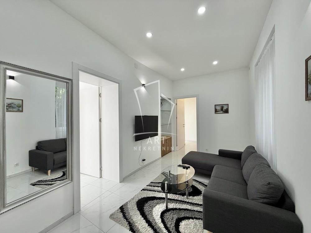 Glavna slika -Crnogorska, Trosoban stan za izdavanje, 67m2, 850€