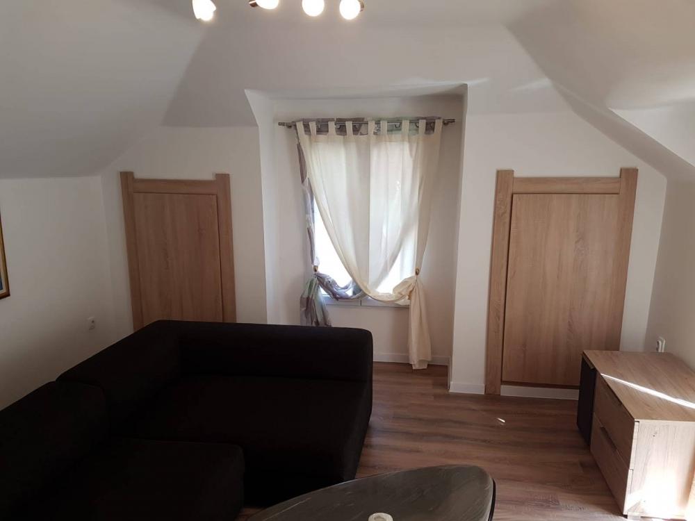 Slika 1 - Tršćanska, Dvosoban stan za izdavanje, 50m2, 450€