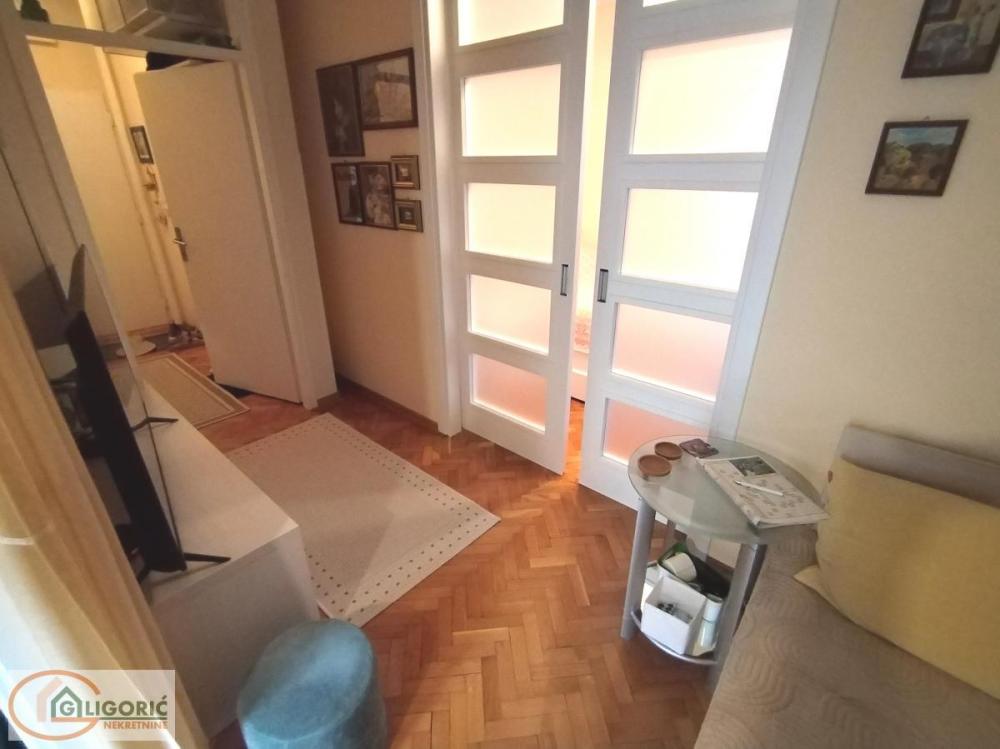 Slika 2 - Milorada Šapčenina, Jednoiposoban stan na prodaju, 42m2, 180.000€