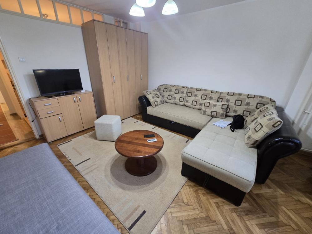 Slika 1 - Otona Župančiča, Jednosoban stan za izdavanje, 33m2, 400€