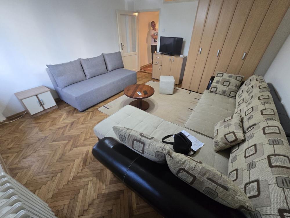 Glavna slika -Otona Župančiča, Jednosoban stan za izdavanje, 33m2, 400€
