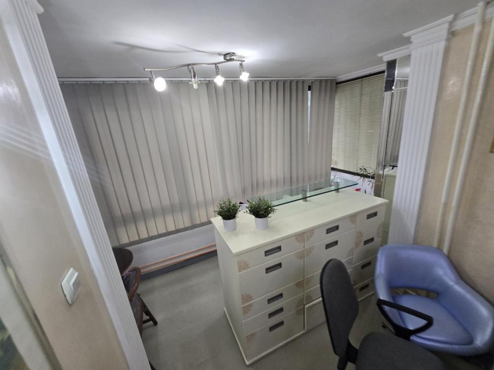 Slika 8 - Bulevar Zorana Đinđića,  Lokal za izdavanje, 82m2, 900€