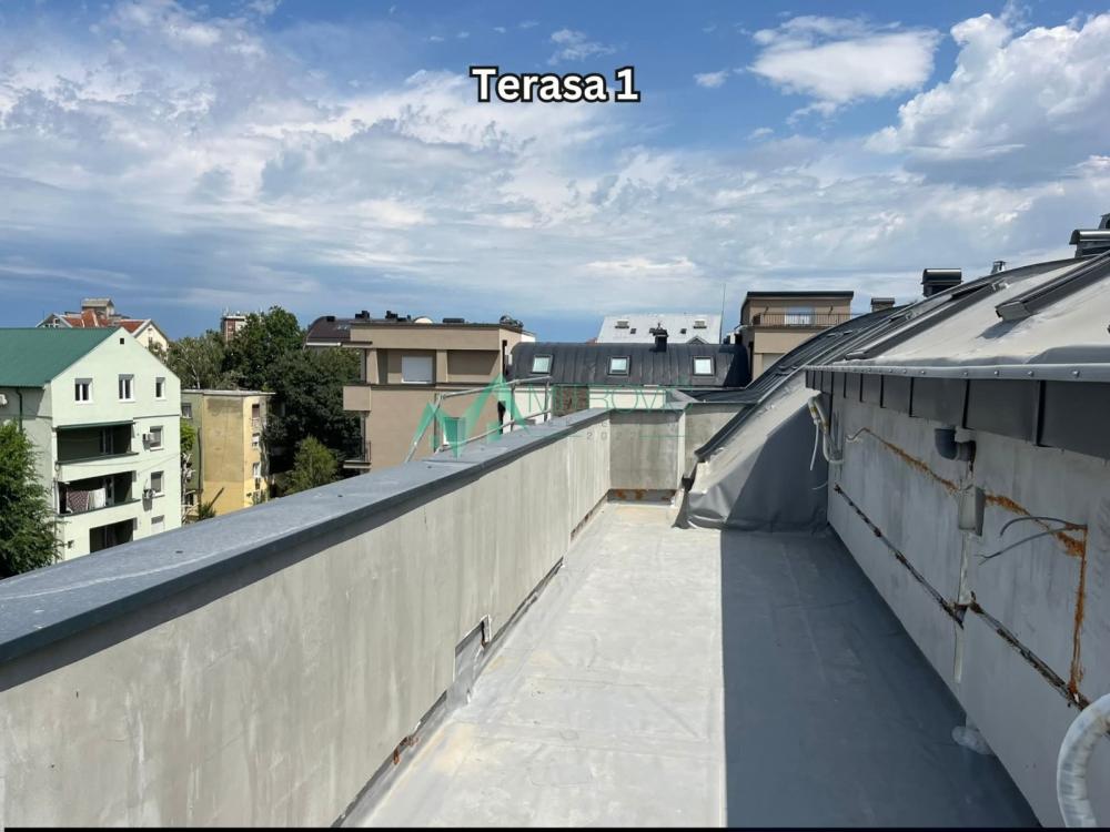 Slika 6 - Četvoroiposoban stan na prodaju, 130m2, 371.228€