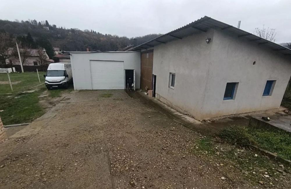 Slika 1 - Paagovo,  Lokal za izdavanje, 450m2, 800€