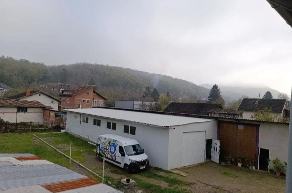Slika 3 - Paagovo,  Lokal za izdavanje, 450m2, 800€