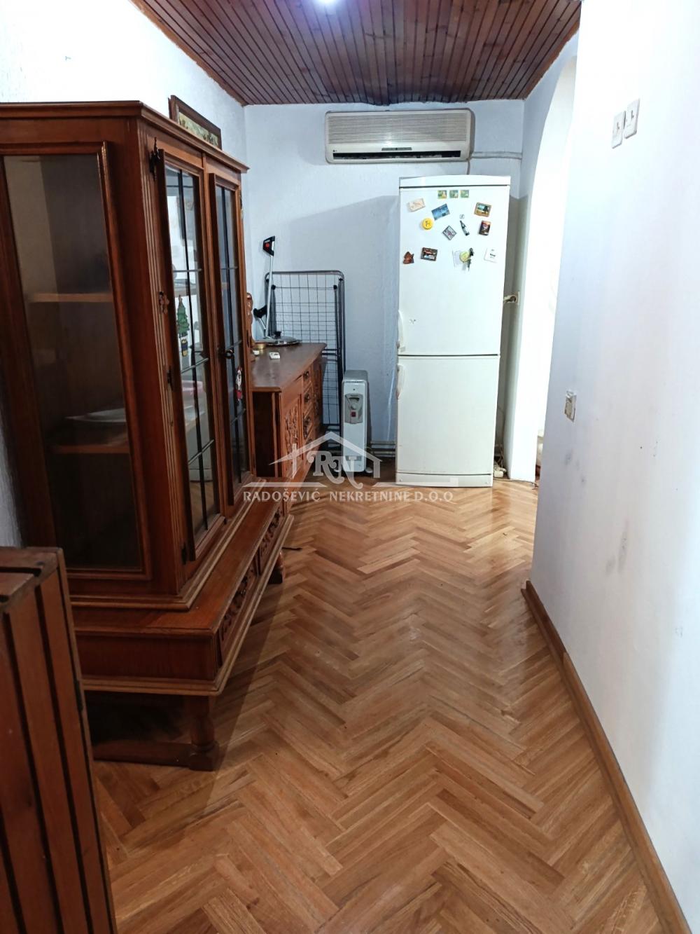 Slika 8 - Omladinsko šetalište, Dvosoban stan na prodaju, 68m2, 115.000€