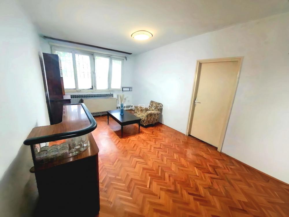 Slika 1 - Marijane Gregoran 1. prolaz, Trosoban stan na prodaju, 72m2, 150.000€