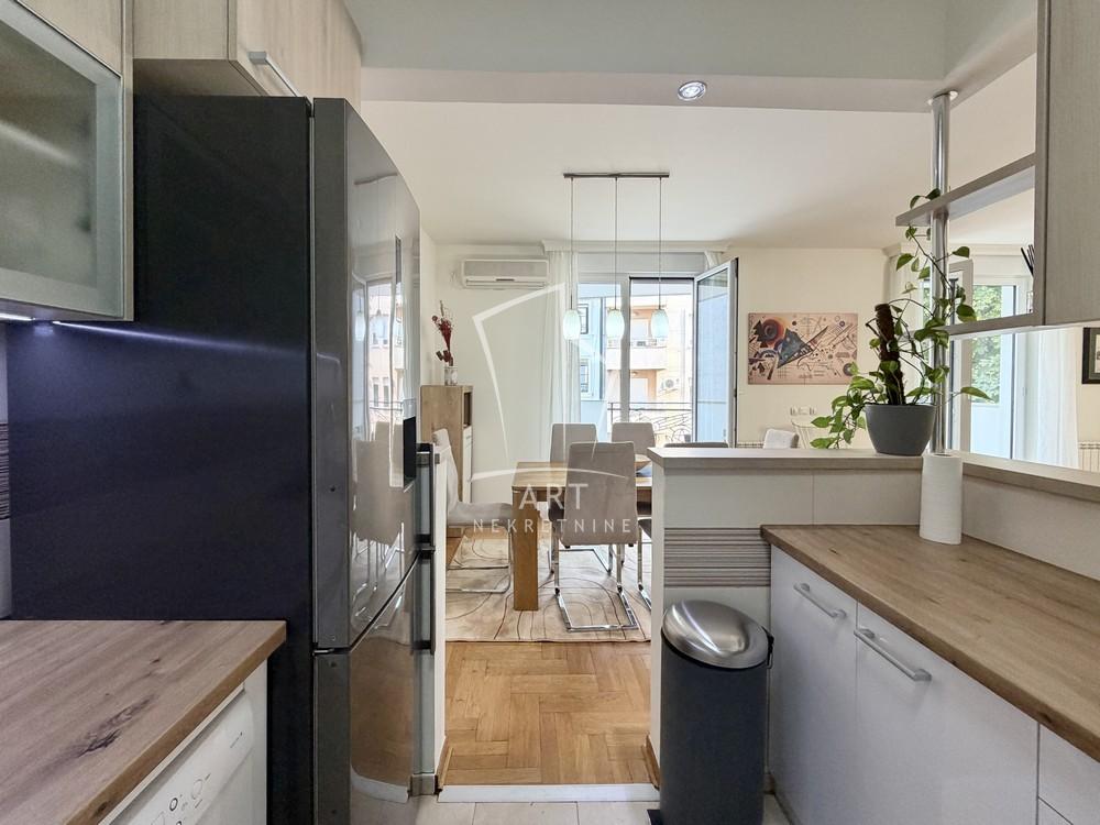 Slika 7 - Dubljanska, Trosoban stan za izdavanje, 106m2, 1.800€