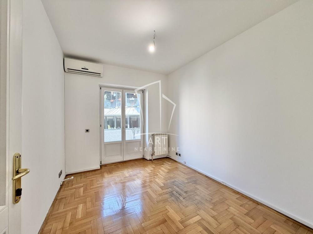Slika 6 - Bulevar oslobođenja,  Kuća za izdavanje, 107m2, 4.200€