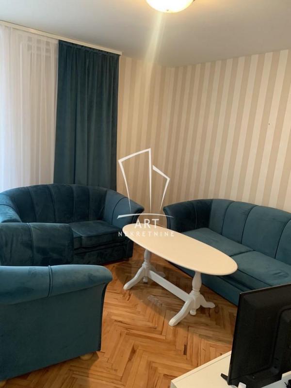 Slika 1 - Senjanina Ive, Dvoiposoban stan za izdavanje, 52m2, 600€