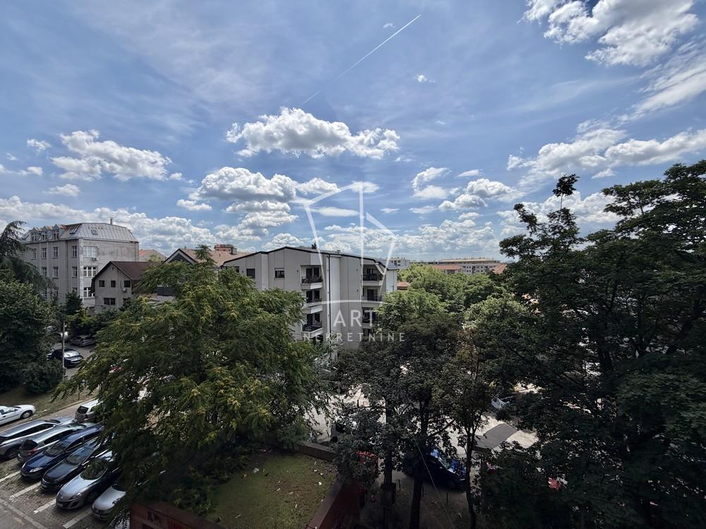 Glavna slika -Bulevar Kralja Aleksandra, Dvosoban stan na prodaju, 58m2, 210.000€