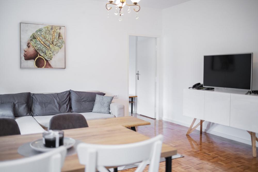 Slika 2 - Makedonska, Jednoiposoban stan za izdavanje, 40m2, 600€