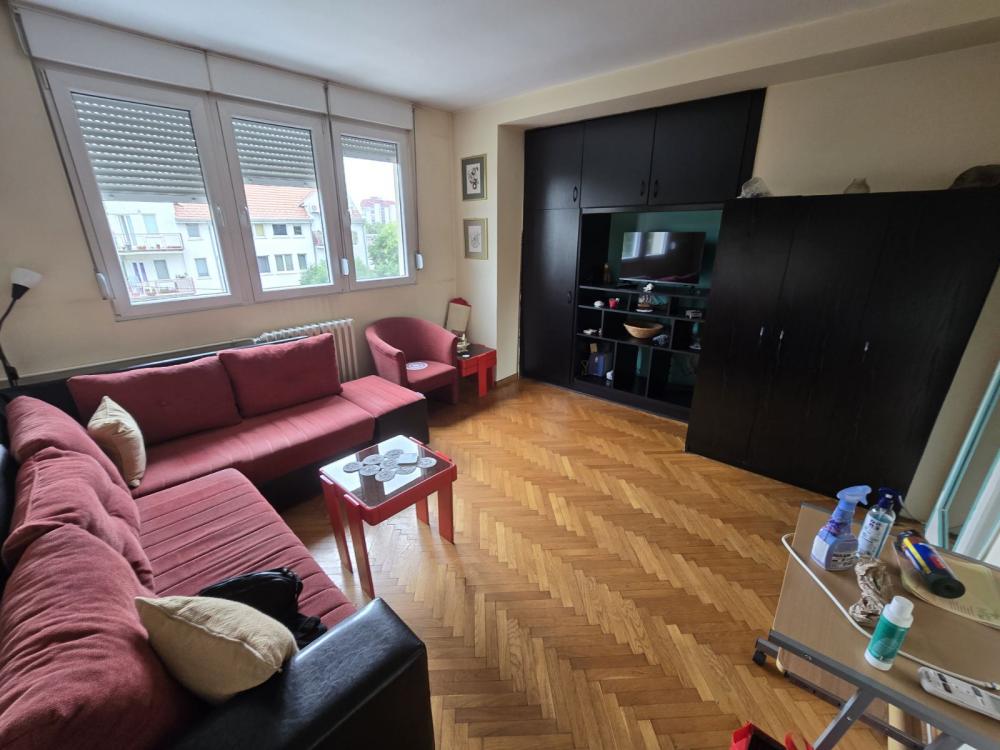 Slika 1 - Marije Bursać, Dvosoban stan za izdavanje, 47m2, 400€