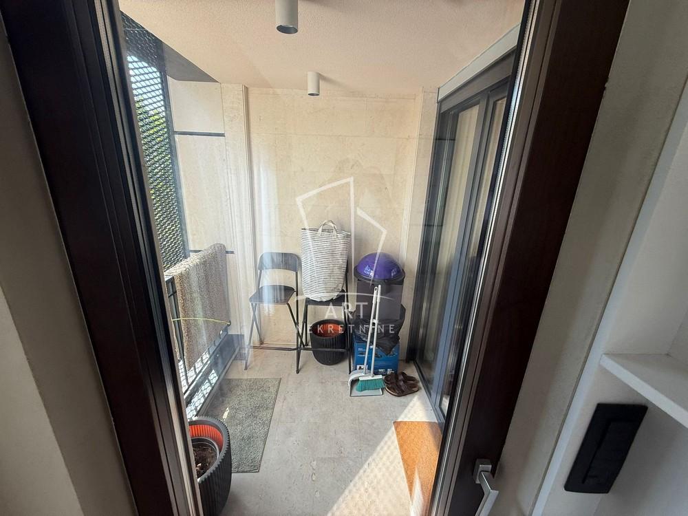 Slika 6 - Cara Dušana, Trosoban stan za izdavanje, 72m2, 1.500€
