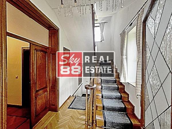 Slika 3 -  Kuća za izdavanje, 550m2, 7.500€