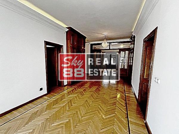 Slika 7 -  Kuća za izdavanje, 550m2, 7.500€