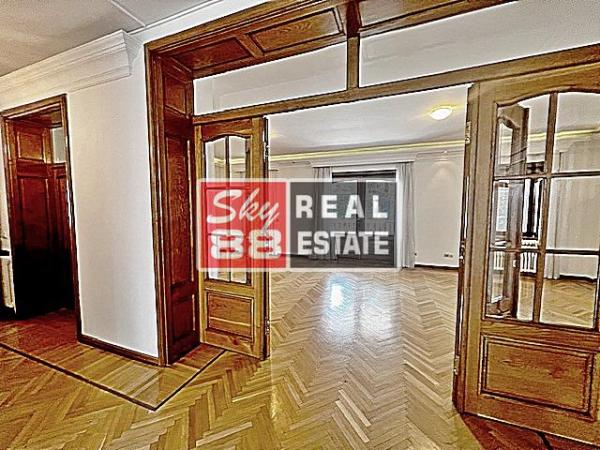 Slika 4 -  Kuća za izdavanje, 550m2, 7.500€