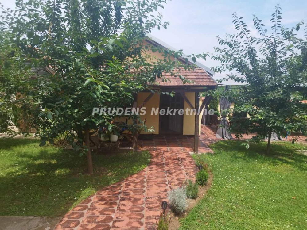 Slika 6 -  Kuća na prodaju, 250m2, 552.000€