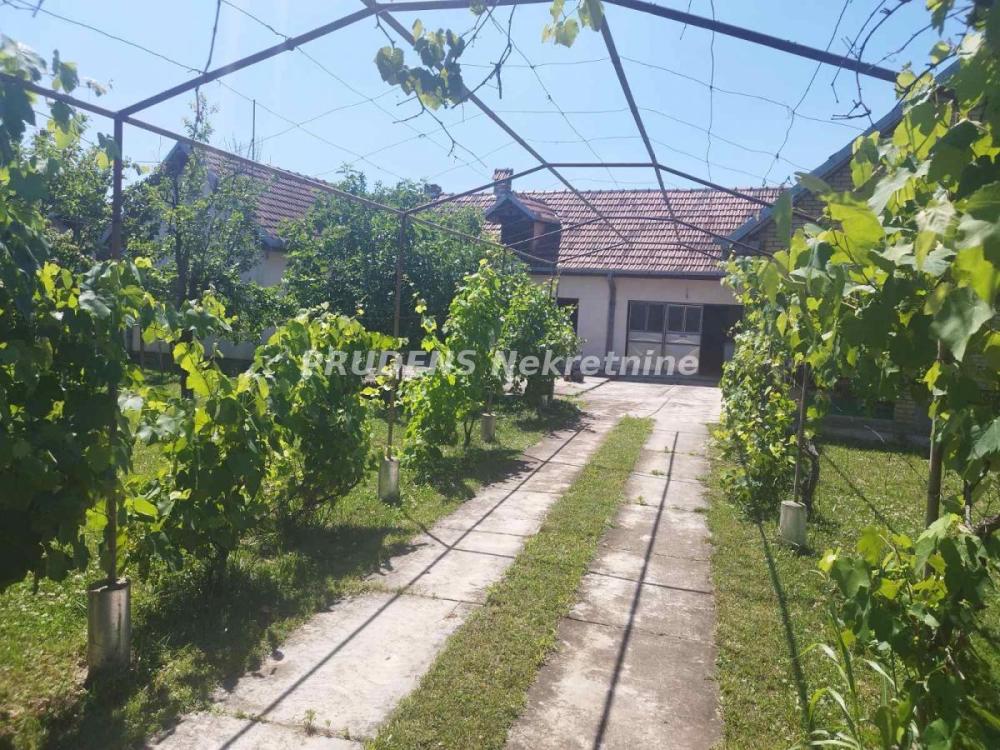Slika 2 - Kuća na prodaju, 200m2, 155.000€