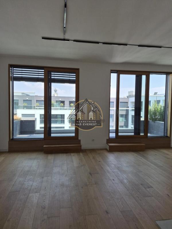 Slika 1 - Trosoban stan na prodaju, 107m2, 430.000€